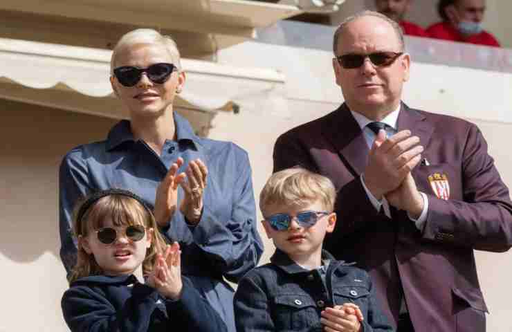 charlene e alberto di monaco coi figli