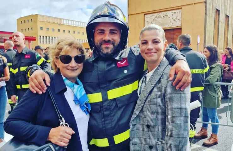 Emma Marrone, il fratello ha giurato come vigile del fuoco