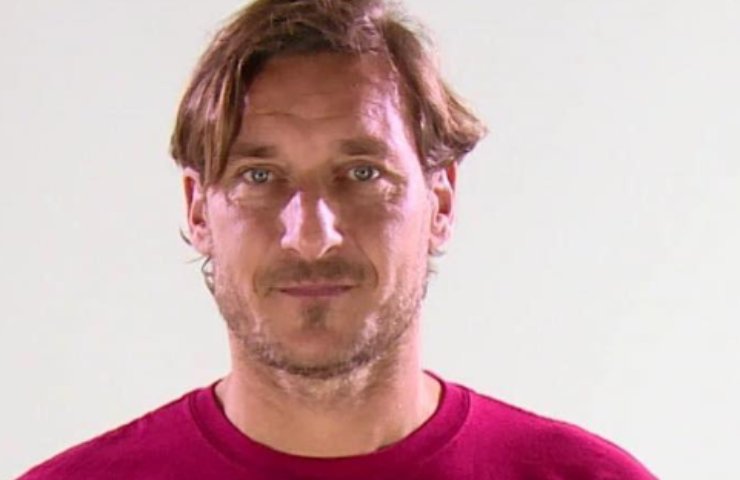 Francesco Totti titolo di studio