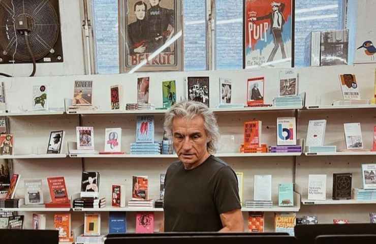 Ligabue bloccato a Parigi per il covid