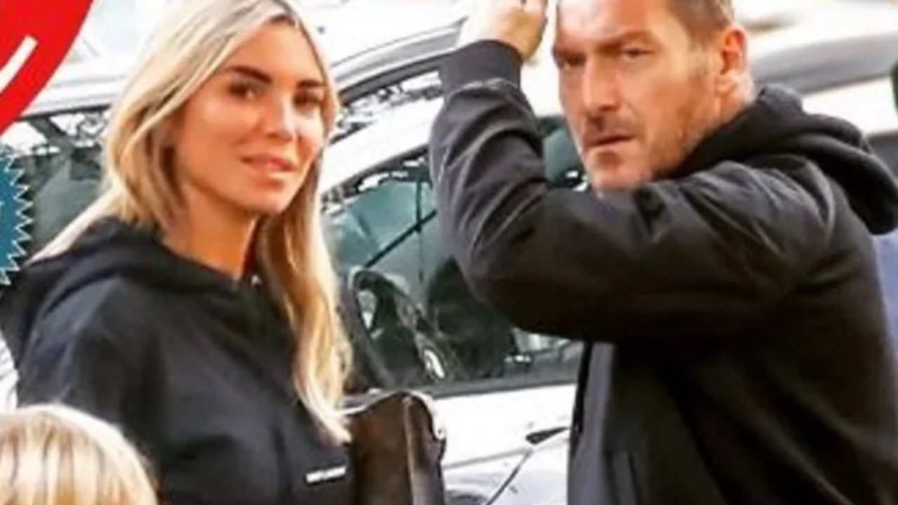 francesco totti nuova compagna guadagno