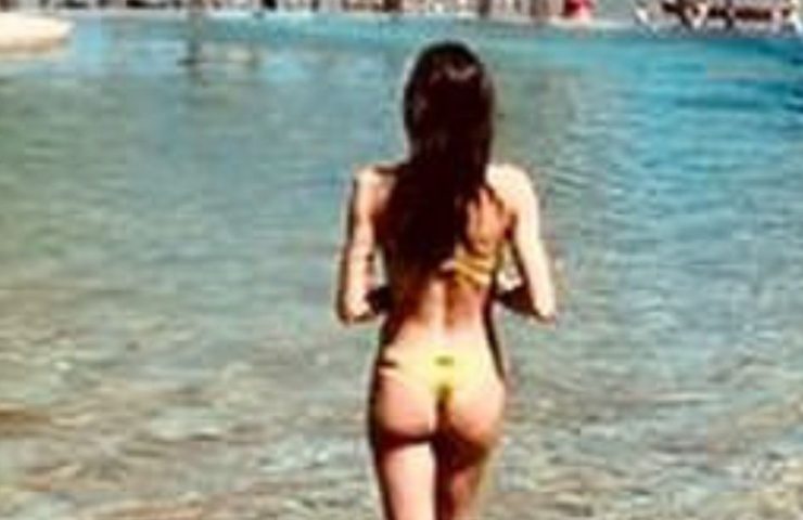 Elisabetta Gregoraci in bikini