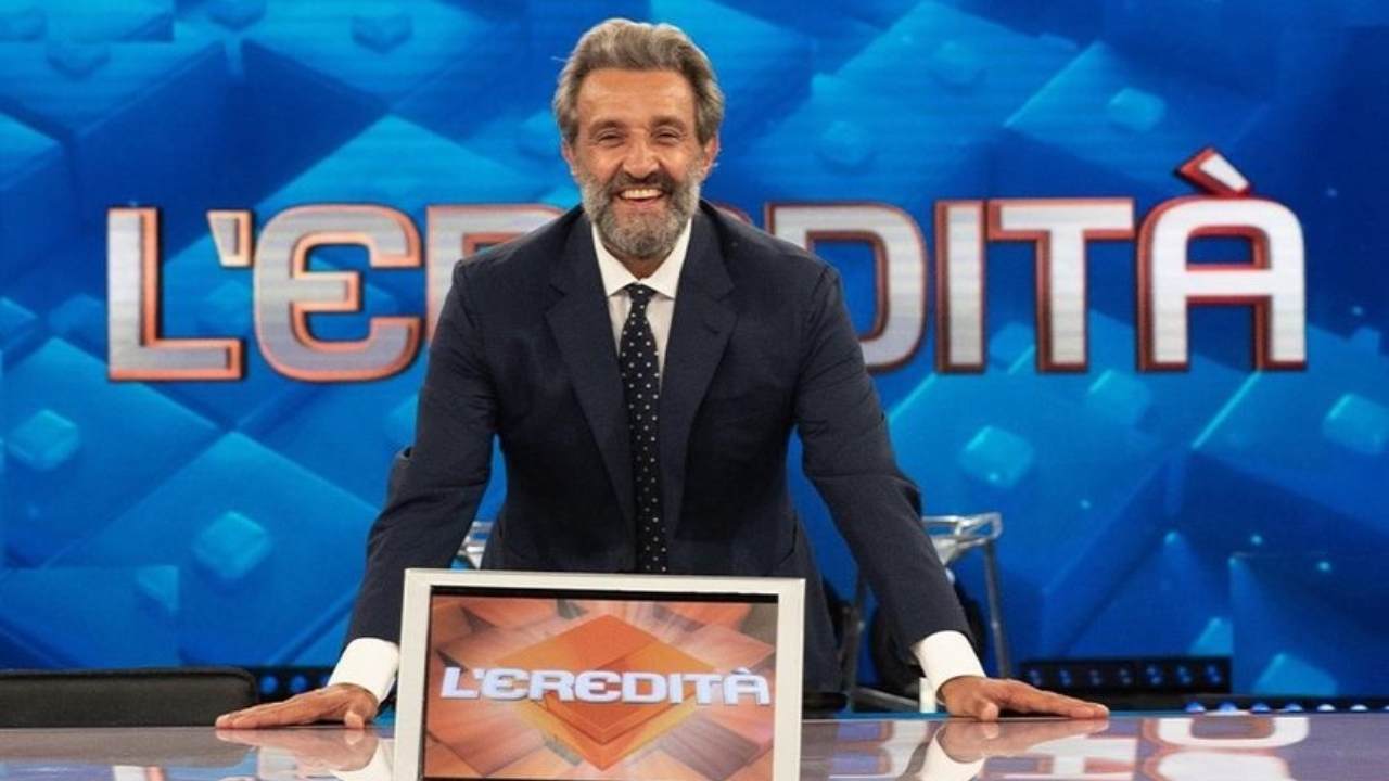 Flavio Insinna cambio durata della programmazione